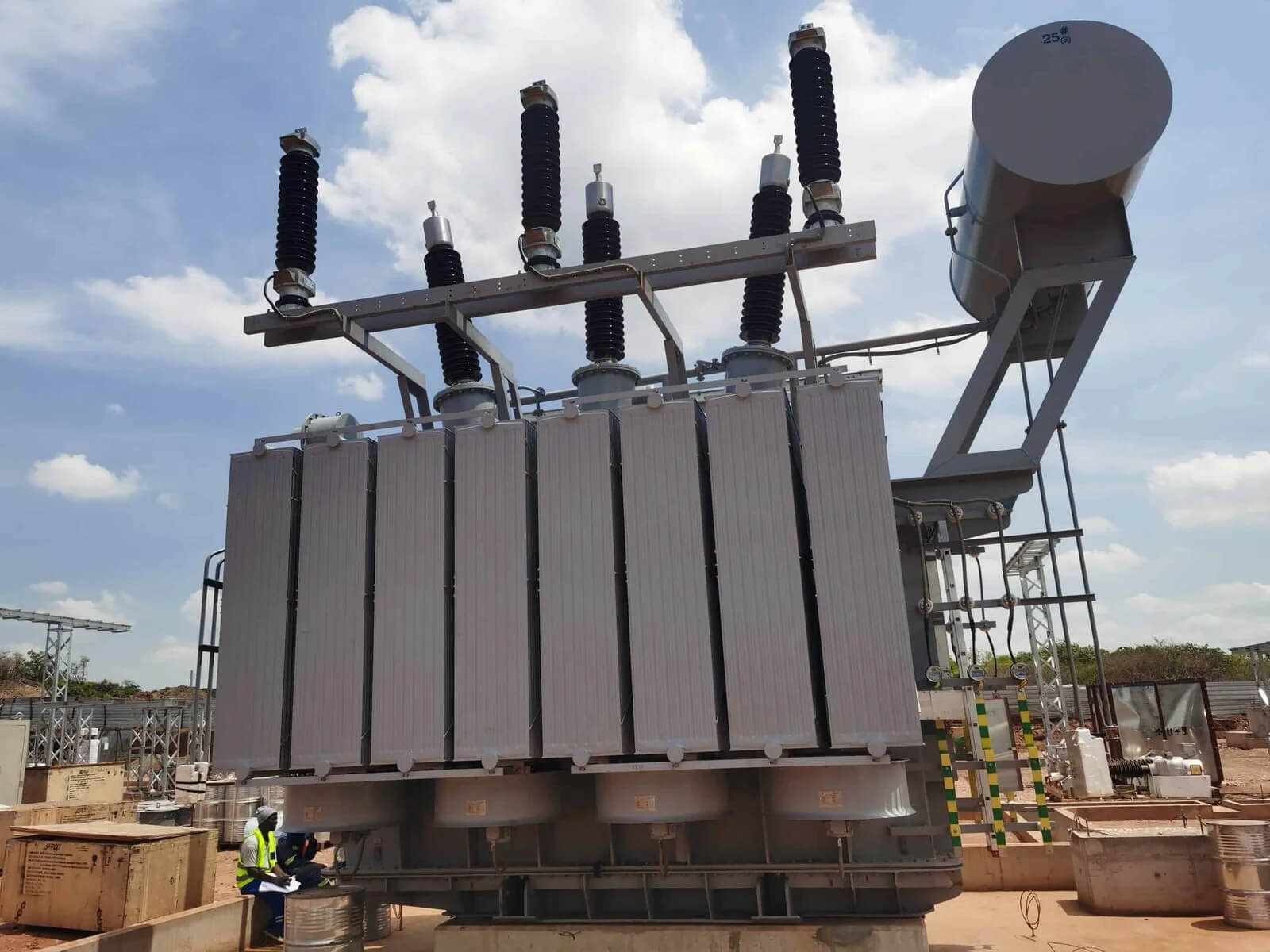 220 kV Oil-Immersed Power Transformer-3