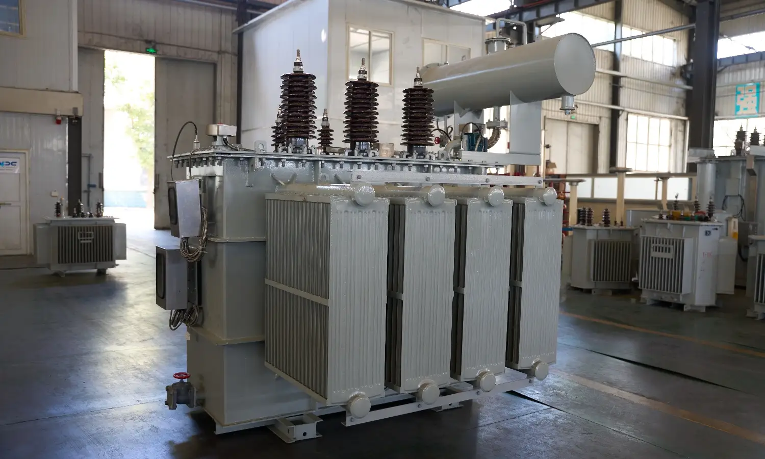 Oil Immersion Enhances Current Transformer Reliability