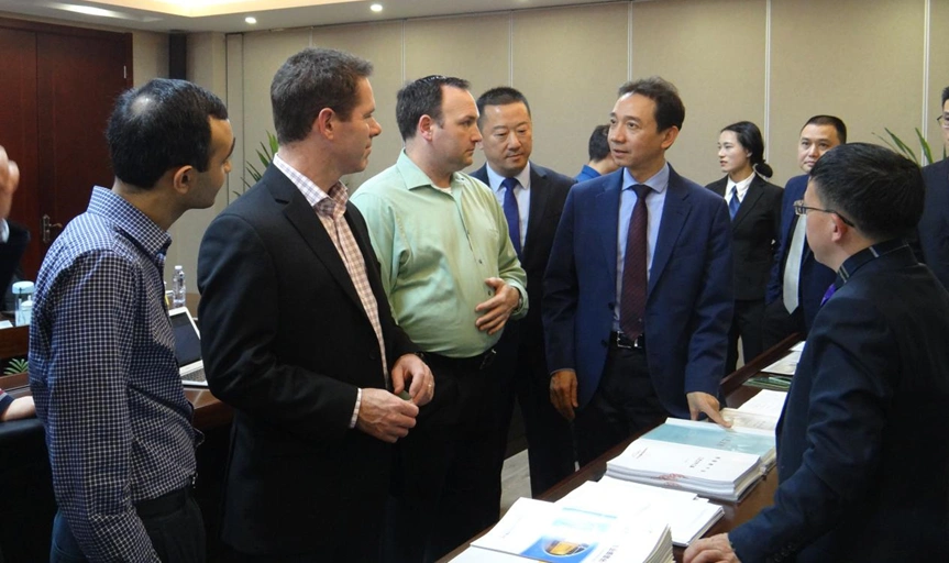Leaders And Experts From Ge Visited Kerun Company's Factory For Inspection.