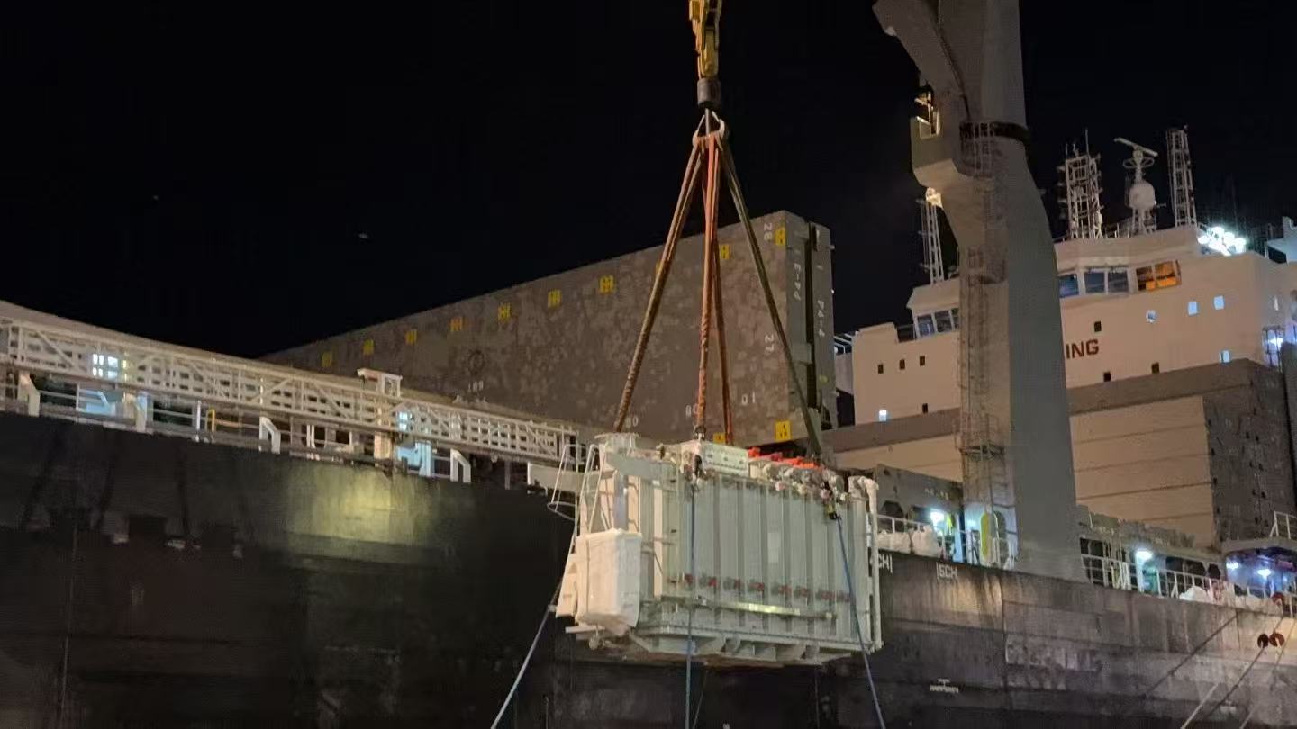 Long Distance Power Transmission Transformers Loaded On Ships