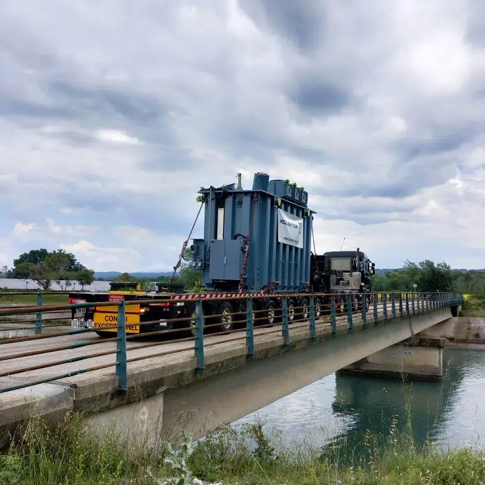 Oil Power Transformer Work In Simple Terms