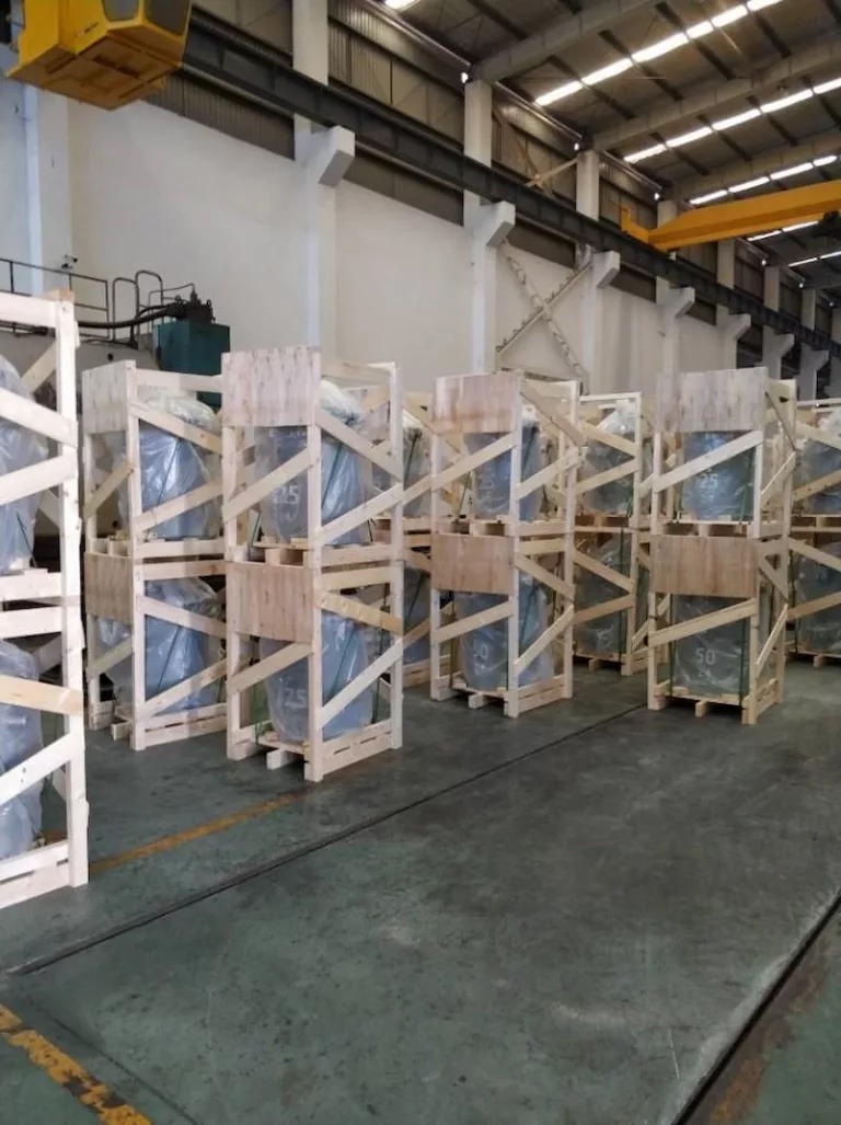 Single Phase Self Protected Csp Transformer Packaging
